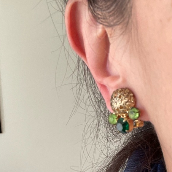 Vintage Green and Gold Clip on Earrings - Picture 5 of 5